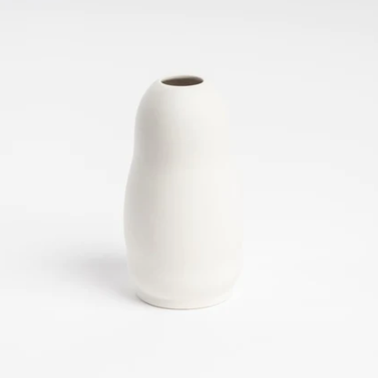 Harmie Vase - Leo White